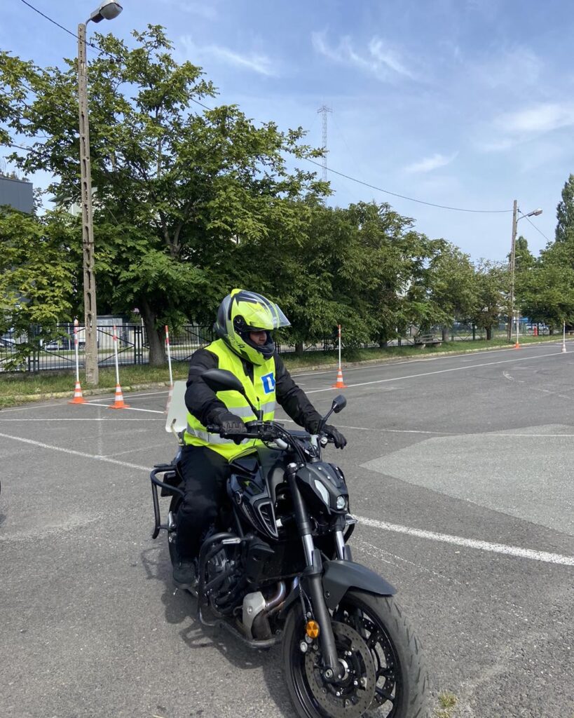 kurs_prawo_jazdy_kategoria_A_motowiolka_szkoła_jazdy_opole